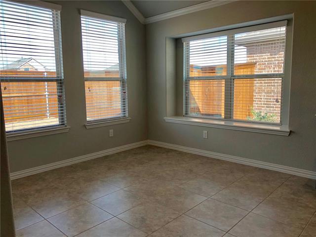 Building Photo - 15909 Holly Crk