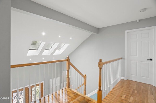 Building Photo - 186 Riverwood Dr