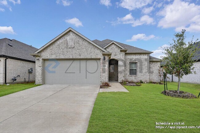 Primary Photo - 1010 Rosemary Hl Dr