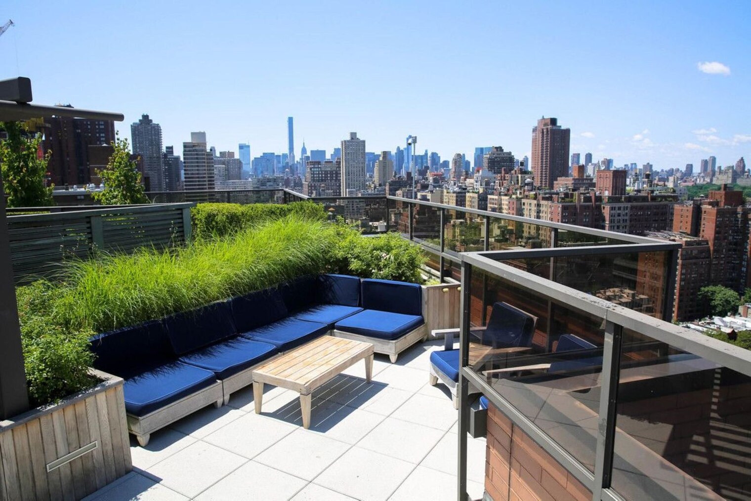 Building Photo - 179 E 94th St