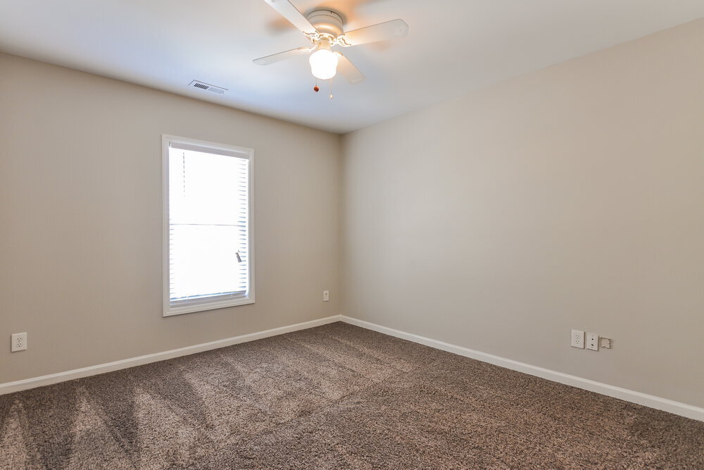 Building Photo - 3879 Pin Oak Rd
