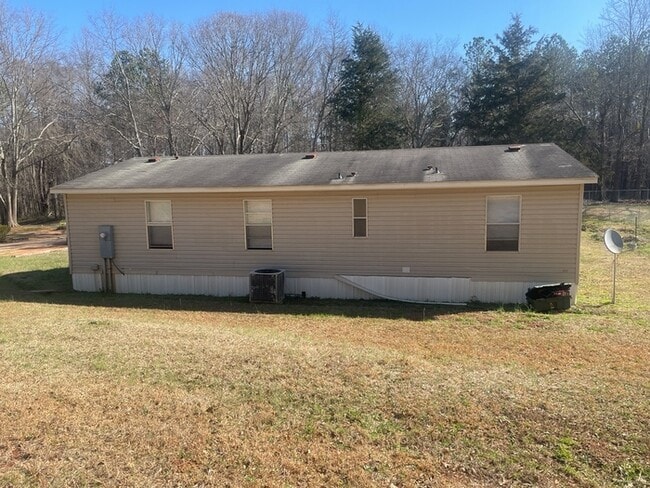 Building Photo - 421 Brown Farm Rd