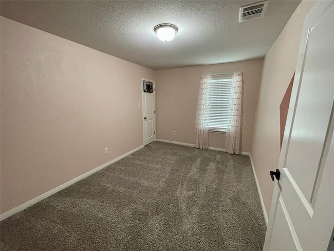 Building Photo - 17214 Antioch Ave