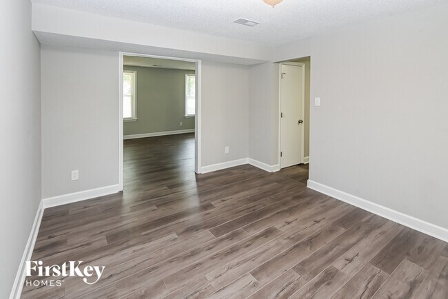 Building Photo - 10800 Balbriggan Ct