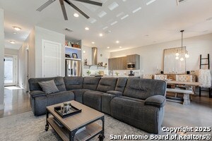 Building Photo - 203 Nogalitos St