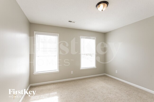 Building Photo - 1703 Glenn Meade Dr