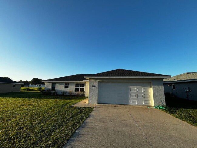Building Photo - 3/2 Home in Citra