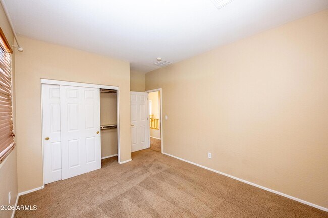 Building Photo - 2023 W Shackleton Dr