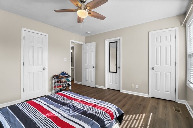 Building Photo - 3741 Cave Mill Ct