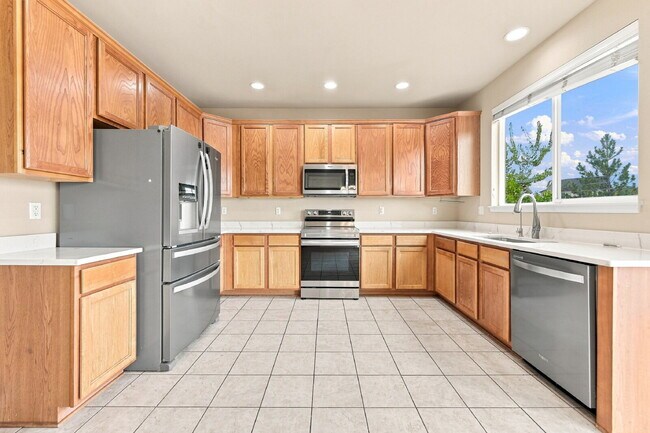 Building Photo - 15830 Abbeylara Ln