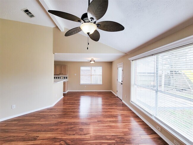 Building Photo - 3014 Millers Oak Ln