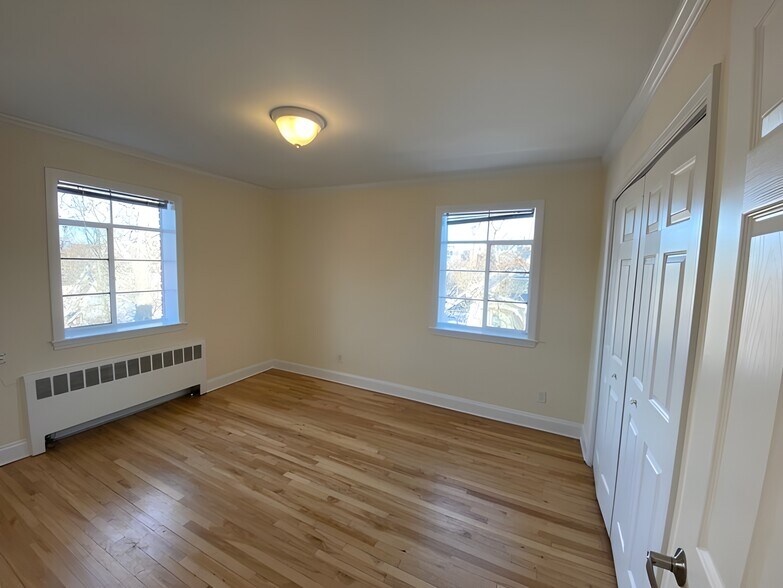 Building Photo - 85 Saint Paul St