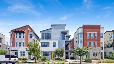 Building Photo - 137 Mirth