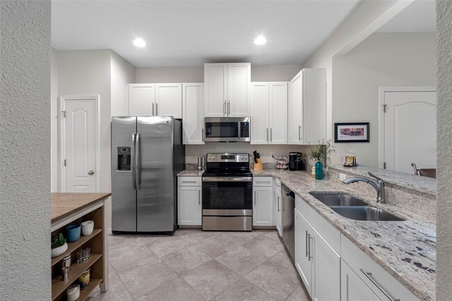 Building Photo - 5167 Bay Isle Cir