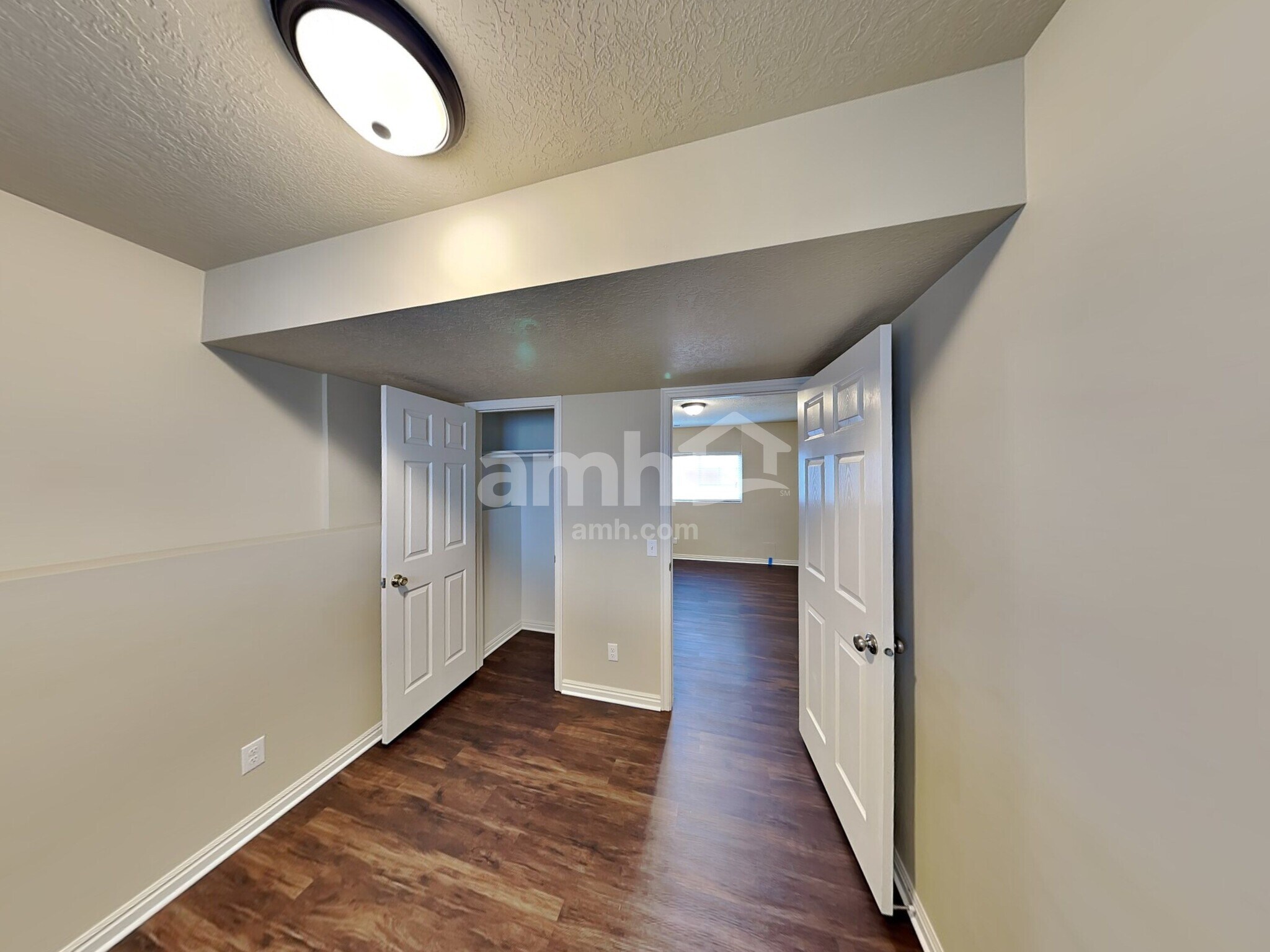 Building Photo - 2103 W 2265 N