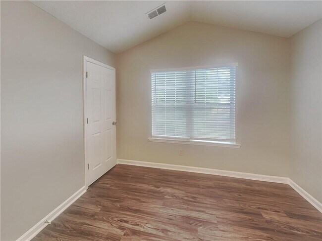 Building Photo - 436 Allgood Cir