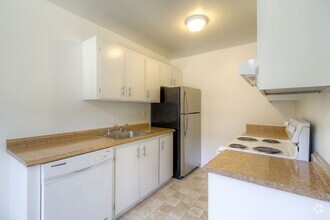 Building Photo - 1x1 in Rincon Valley - Spacious and Bright!