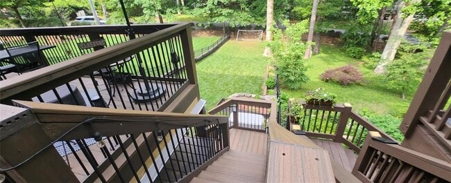 Building Photo - 5583 Julian Pl