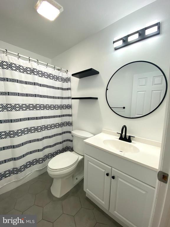 Building Photo - 230 Almonesson Rd