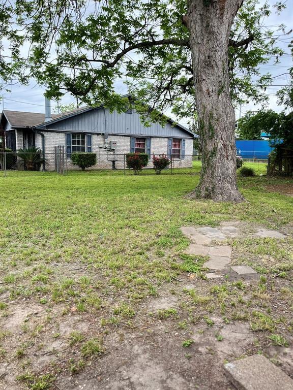 Building Photo - 2726 Stallings Dr