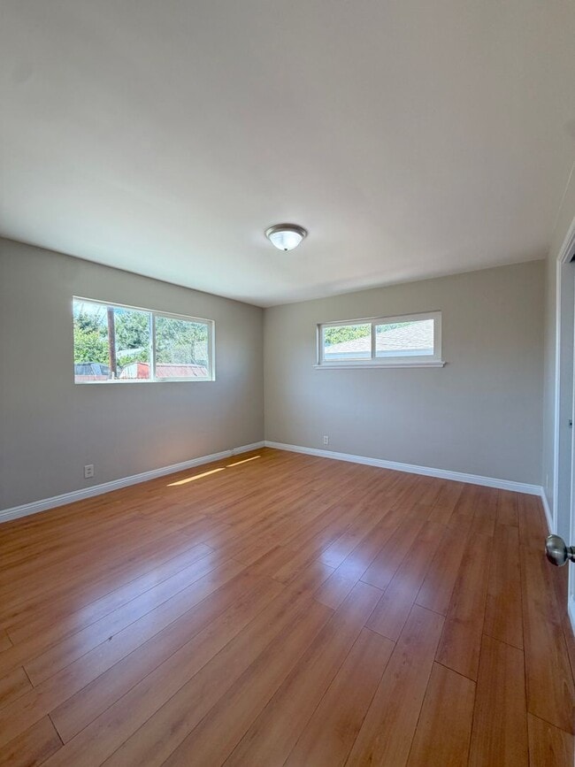 Building Photo - Stunning Mid-Century Modern Home  in Garden Grove