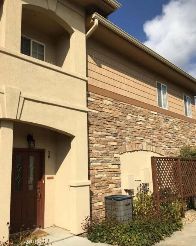 Building Photo - Beautiful Longmont Condo Next to UTE Creek Golf Course at Villas at Ute Creek