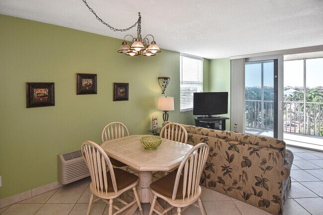 Building Photo - 5500 Bonita Beach Rd SW