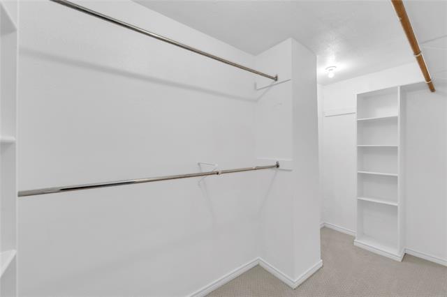 Building Photo - 3109 Lakeside Dr