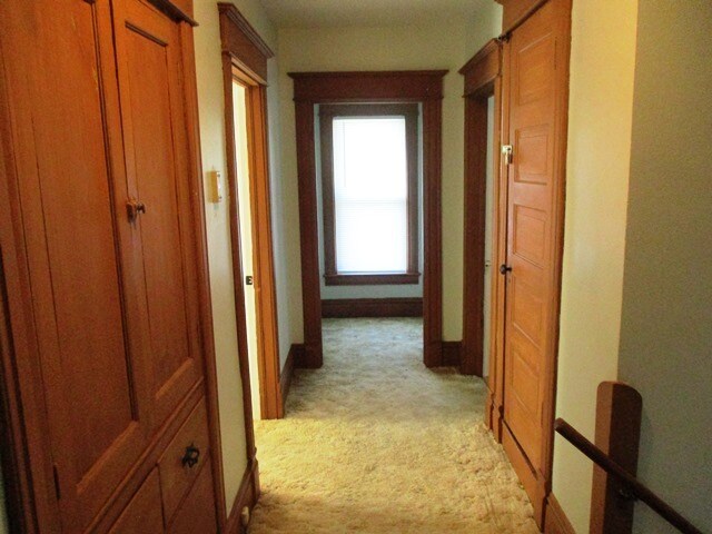 Building Photo - 208 W Emerson St