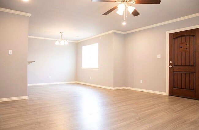 Building Photo - FREE 55" TV or 28" BLACKSTONE WITH SIGNED LEASE!! 4B/4.5B Only $2200