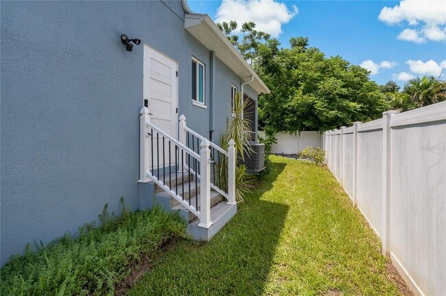 Building Photo - 1246 Bass Blvd