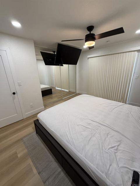 Building Photo - 817 Saugerties Ave