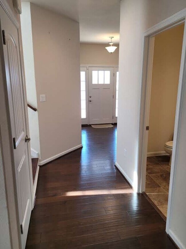 Building Photo - 509 Ackerman Ln