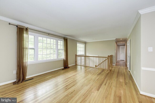 Building Photo - 11733 Ambleside Dr