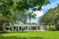 Building Photo - 15121 SW 69th Ct