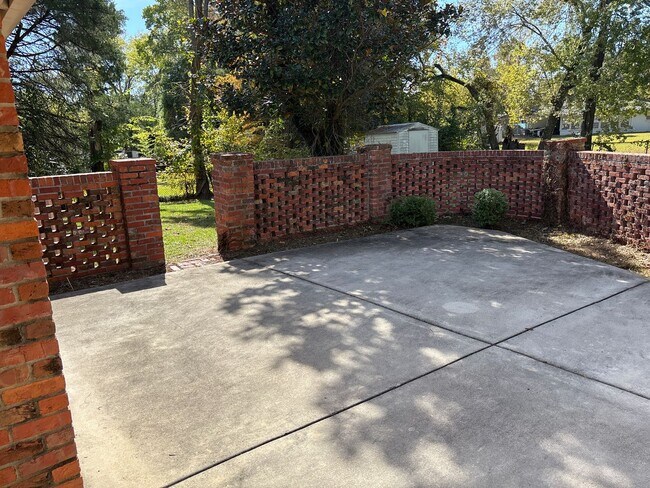 Building Photo - Great Home!