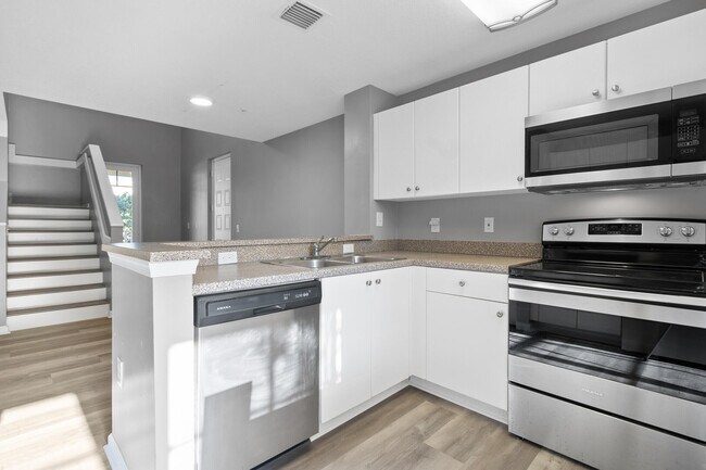Building Photo - 4822 Chancellor Dr