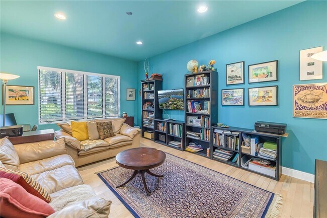 Building Photo - 838 Monterey Blvd NE