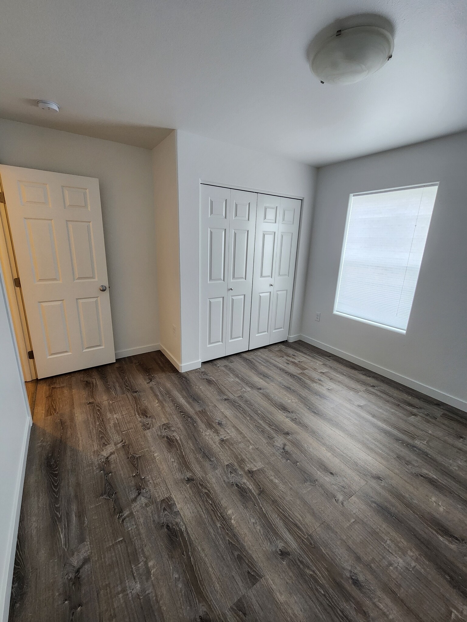 Building Photo - 4038 W Marble Way