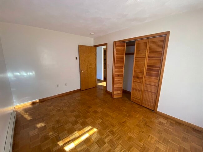 Building Photo - 189 Ferry St