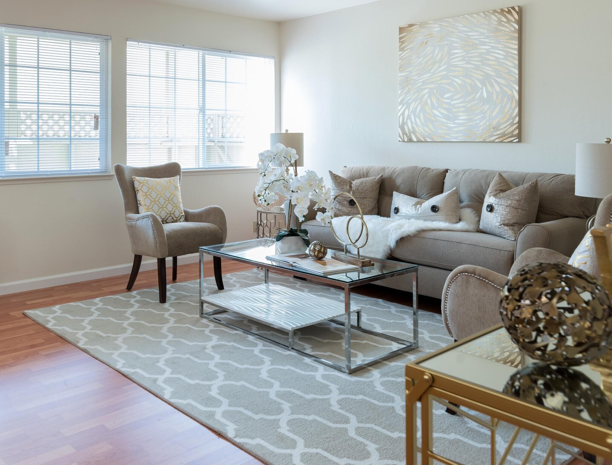 Building Photo - 4041 Park Center Ln