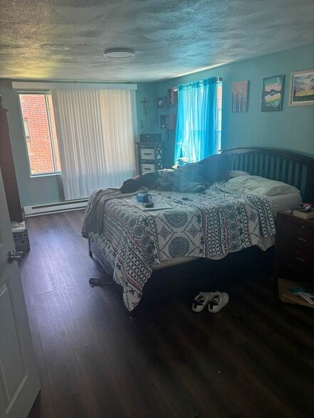 Building Photo - 200 Woodlawn Ave