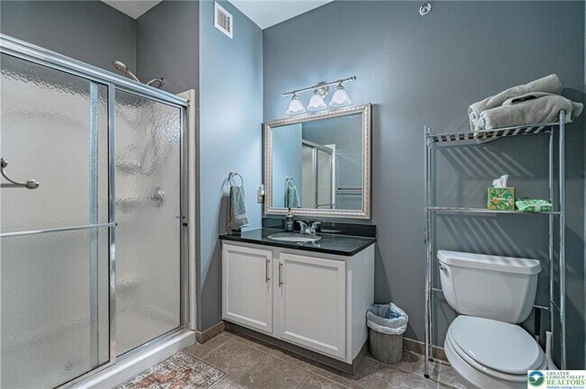 Building Photo - 11 W 2nd St