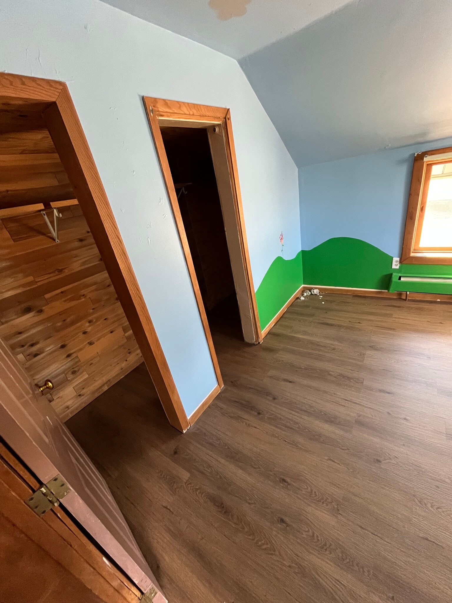 Building Photo - 206 W Main St