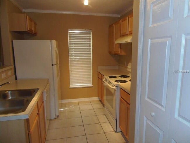 Building Photo - 4645 Ashburn Square Dr