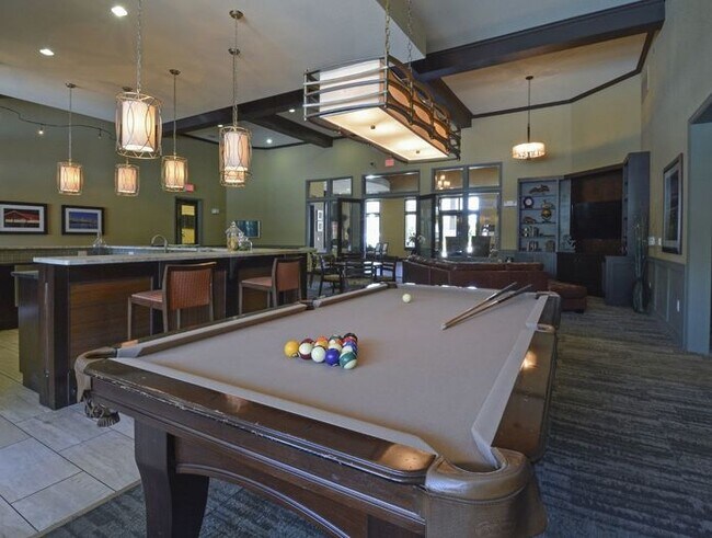 Building Photo - 11300 Farrah Ln
