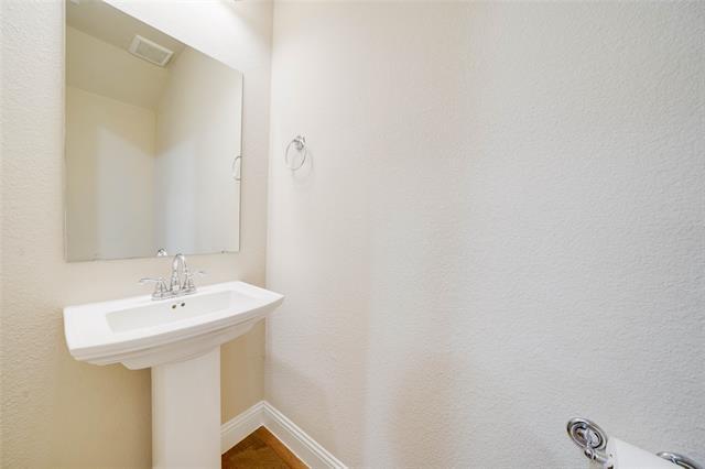 Building Photo - 4560 Titus Cir