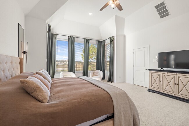 Building Photo - 7615 Blue Finch Ln