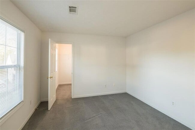 Building Photo - 7040 Magnolia Park Ln NW