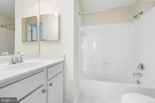 Building Photo - 8341 Broderick Cir